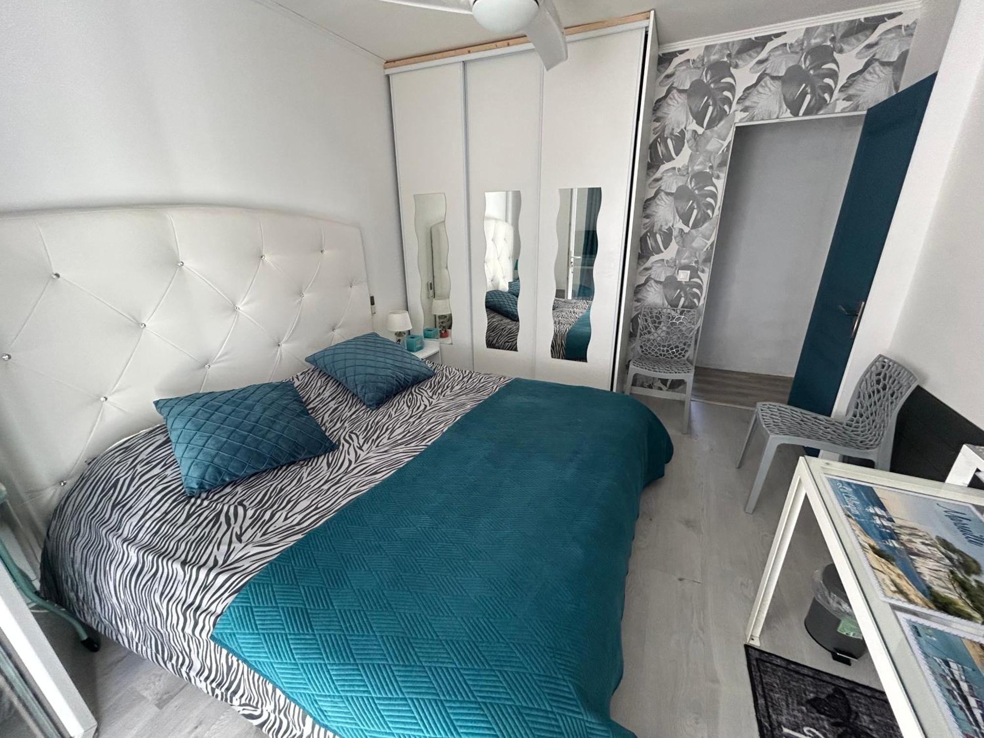 Chambres D'Hotes Les Oliviers - 마리냔 외부 사진